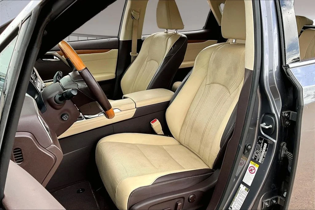 Used 2016 Gray Lexus 350 image 27