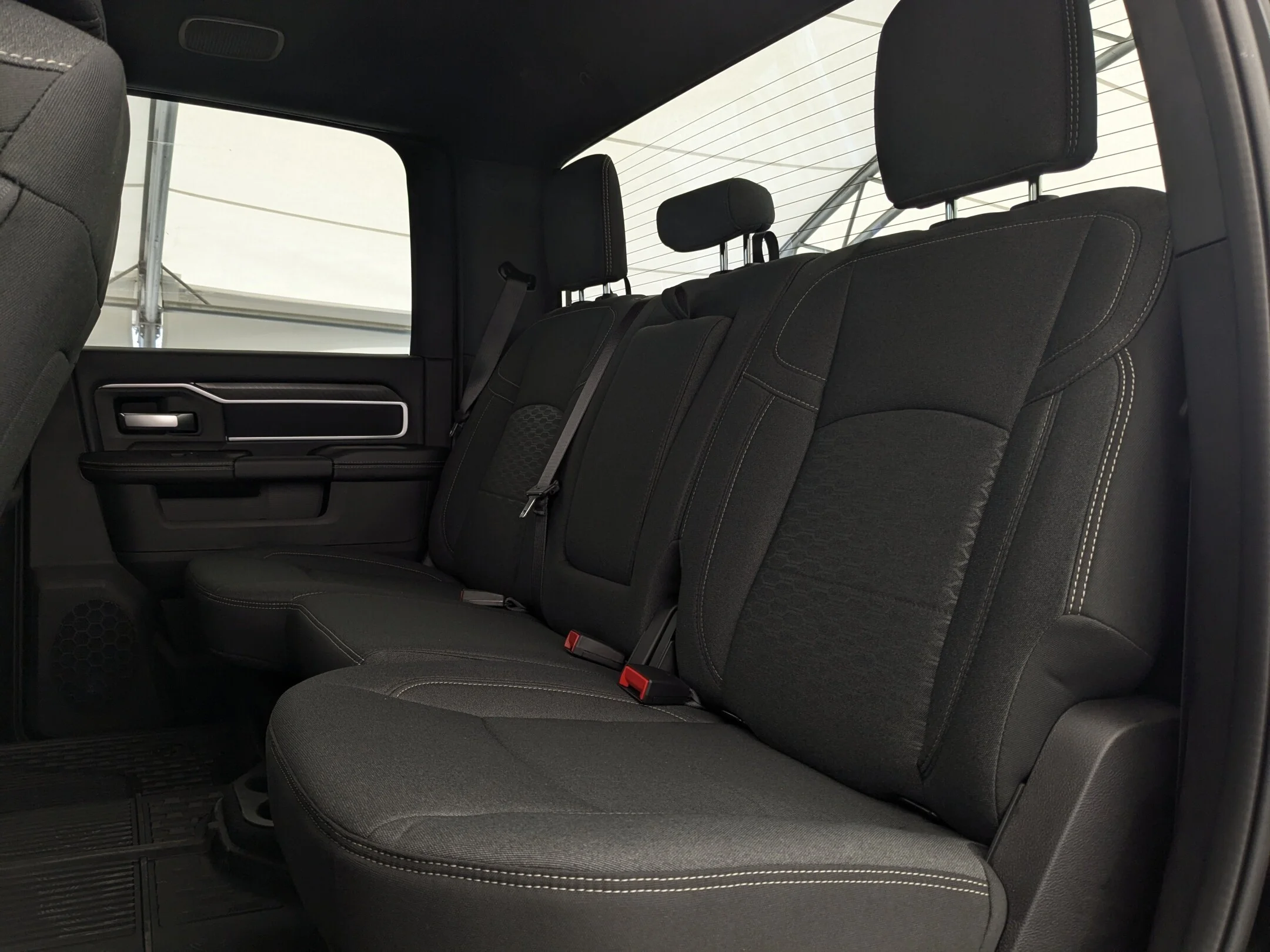 New 2026 Black RAM Big Horn - - Level 1 Plus Grp - Sport Appearance Pkg - 5th Wheel/Gooseneck Prep - NAV & More! image 28
