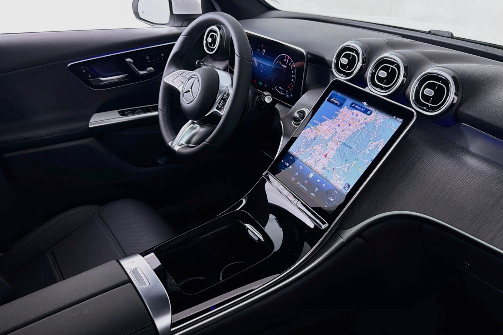 New 2027 Polar White Mercedes-Benz GLC 350e 4MATIC® SUV image 15