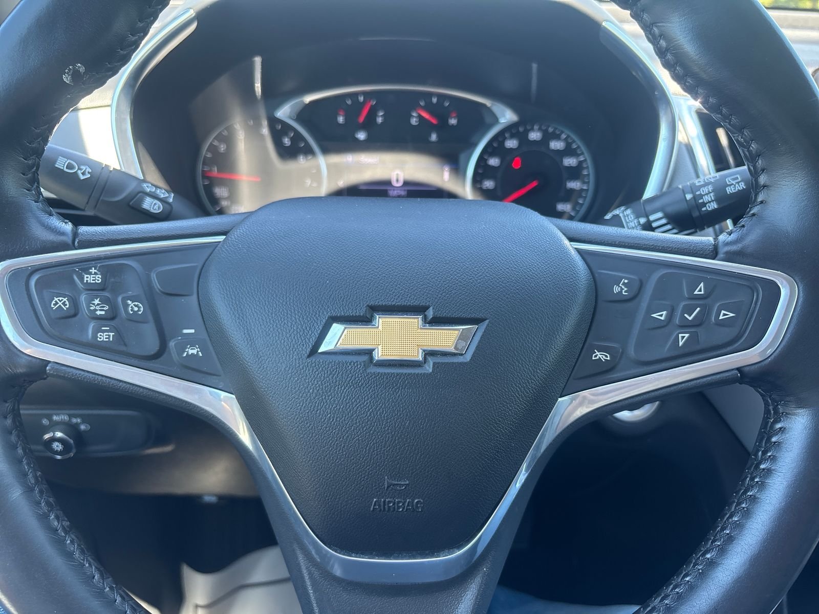 Used 2022 Summit White Chevrolet LT image 12
