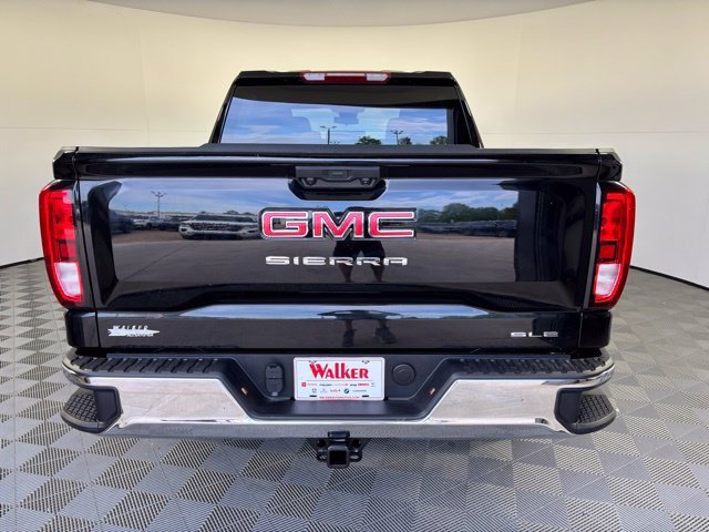 New 2026 Onyx Black GMC SLE image 6