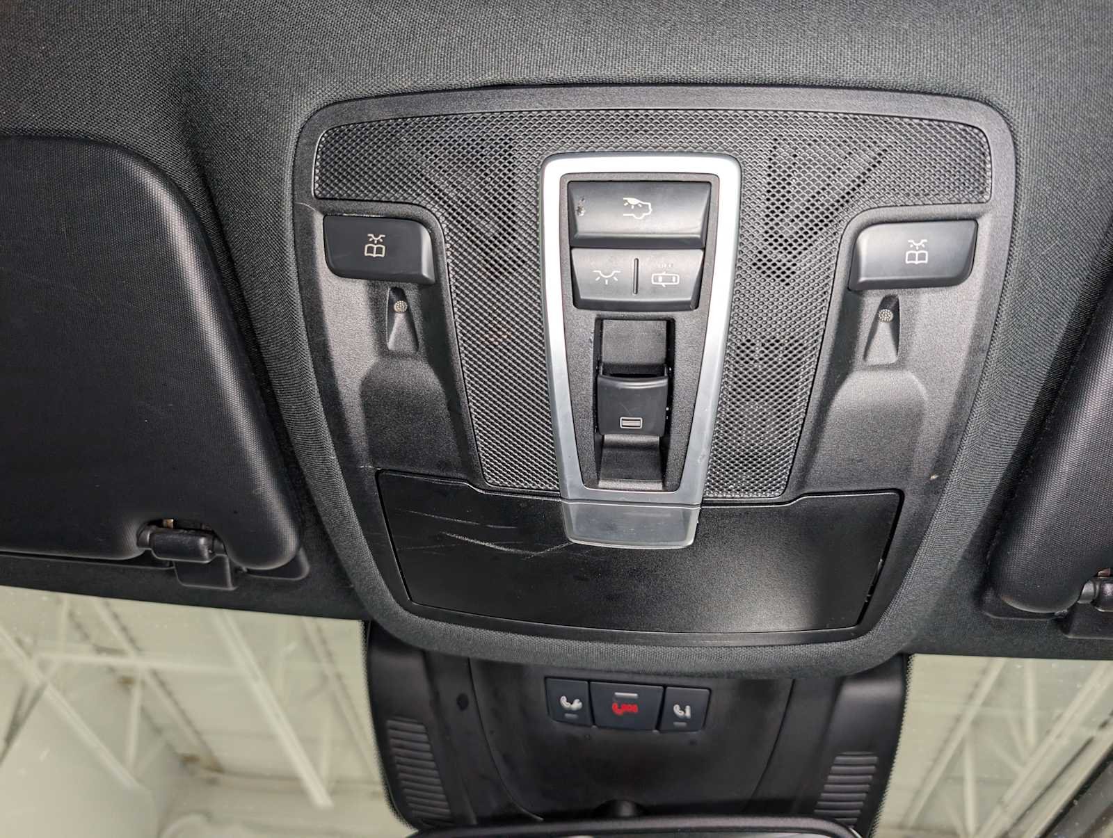 Used 2017 Polar White Mercedes-Benz GLE 350 image 28