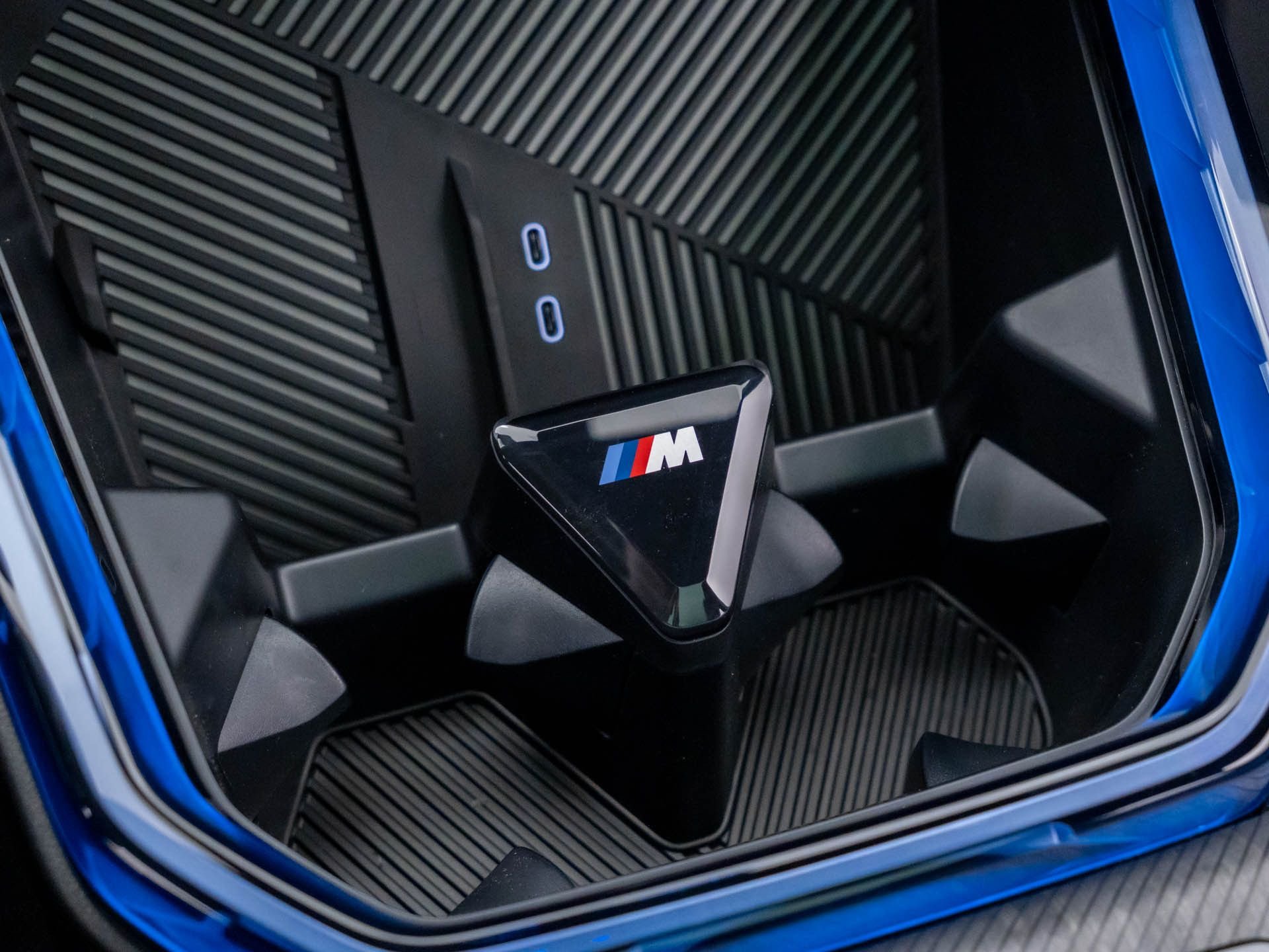 New 2026 Alpine White BMW 30 xDrive image 22