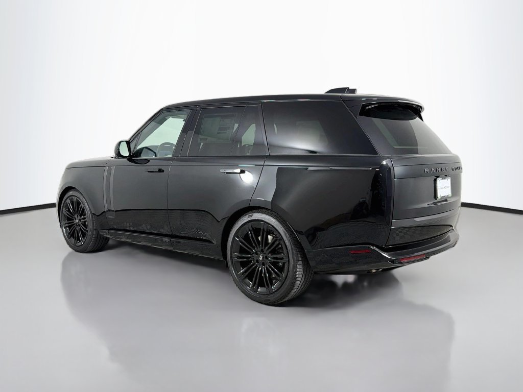 New 2027 Santorini Black Land Rover SE image 7
