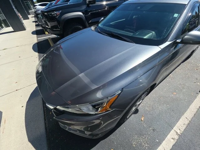 Used 2020 Gray Nissan 2.5 S image 2