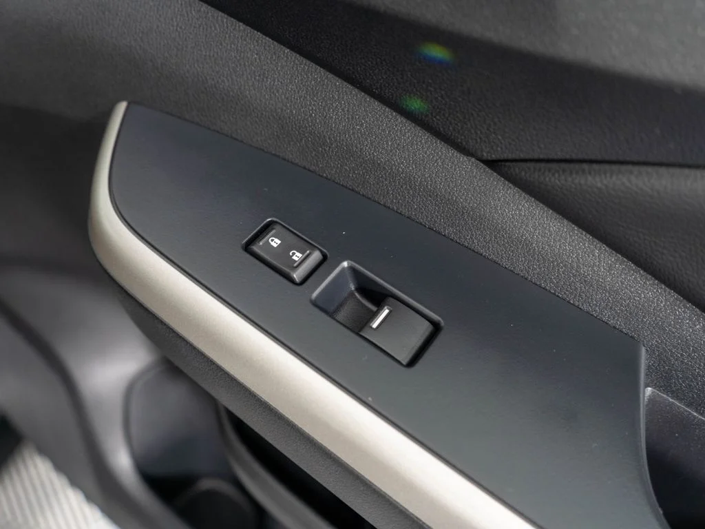 Used 2013 White Honda Touring image 9