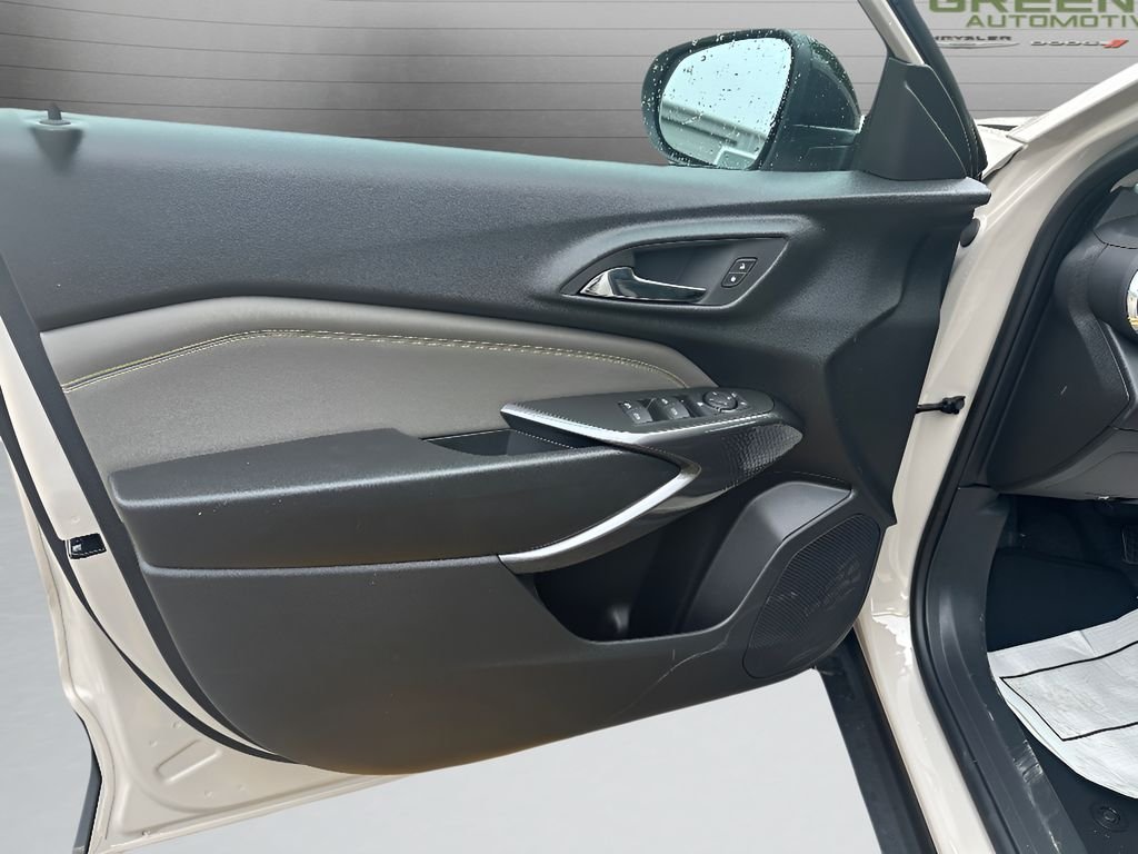 2026 Chevrolet Trax Activ - Photo 18