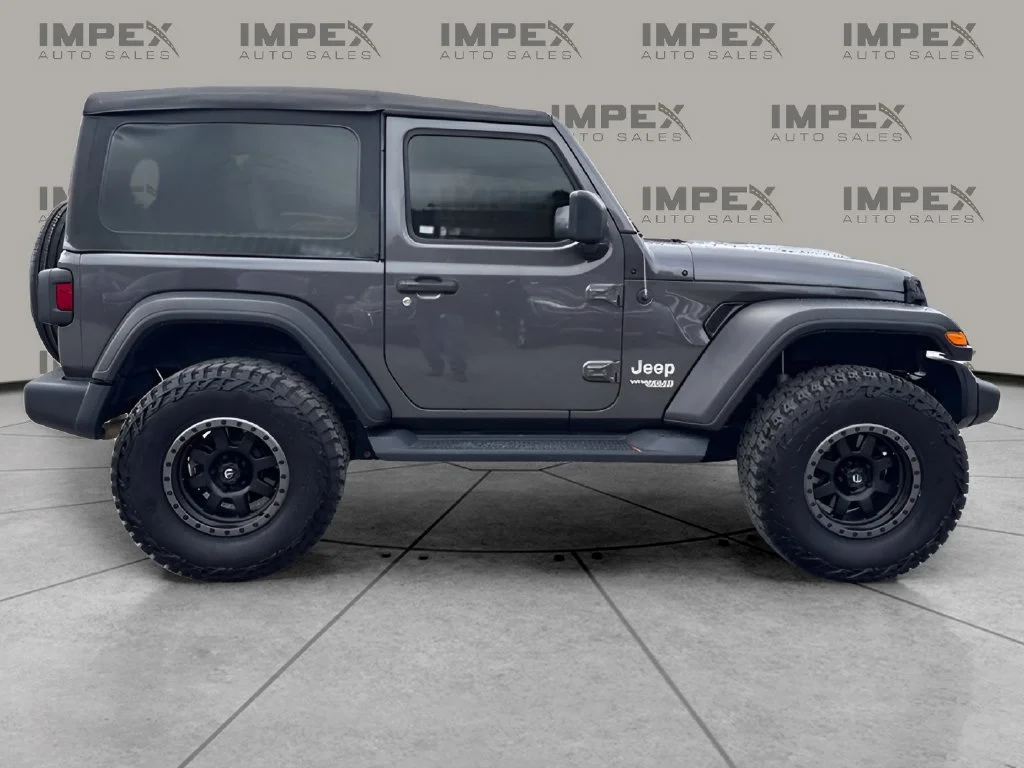 Used 2020 Gray Jeep Sport image 6
