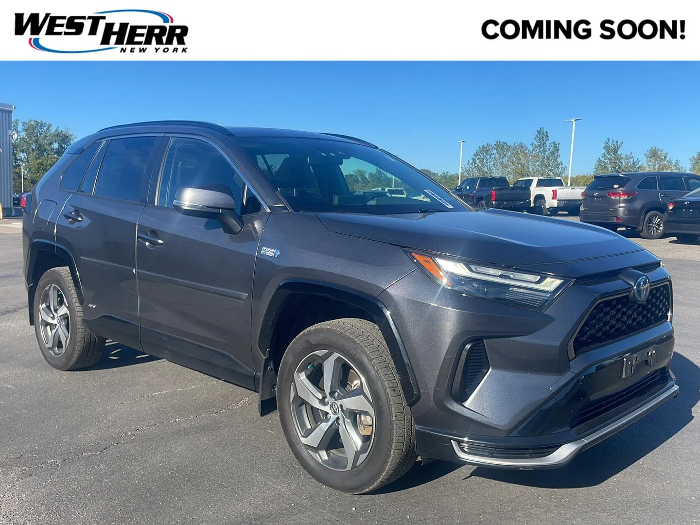 Used 2022 Magnetic Gray Metallic Toyota SE image 1