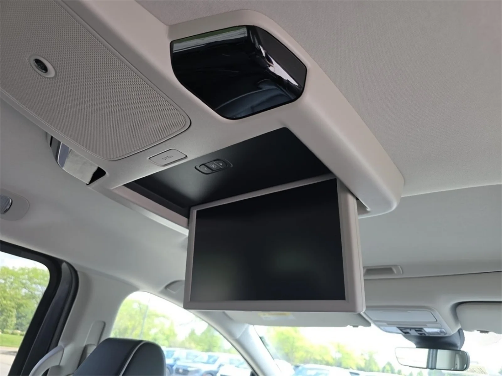 2026 Honda Odyssey Elite - Photo 14