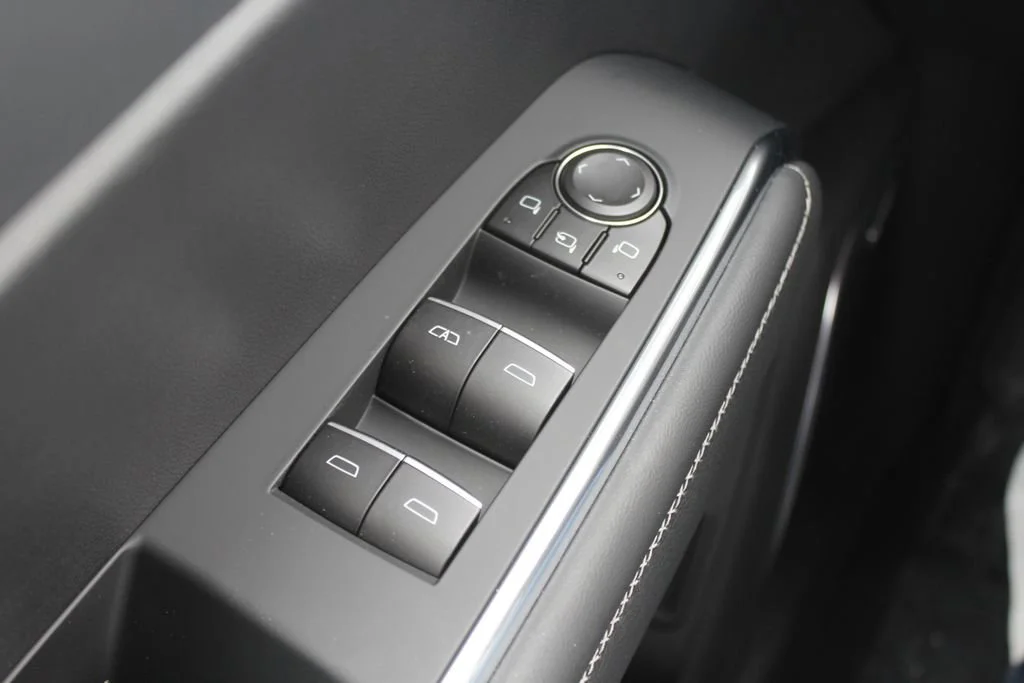 New 2026 Ebony Twilight Metallic GMC Denali image 21