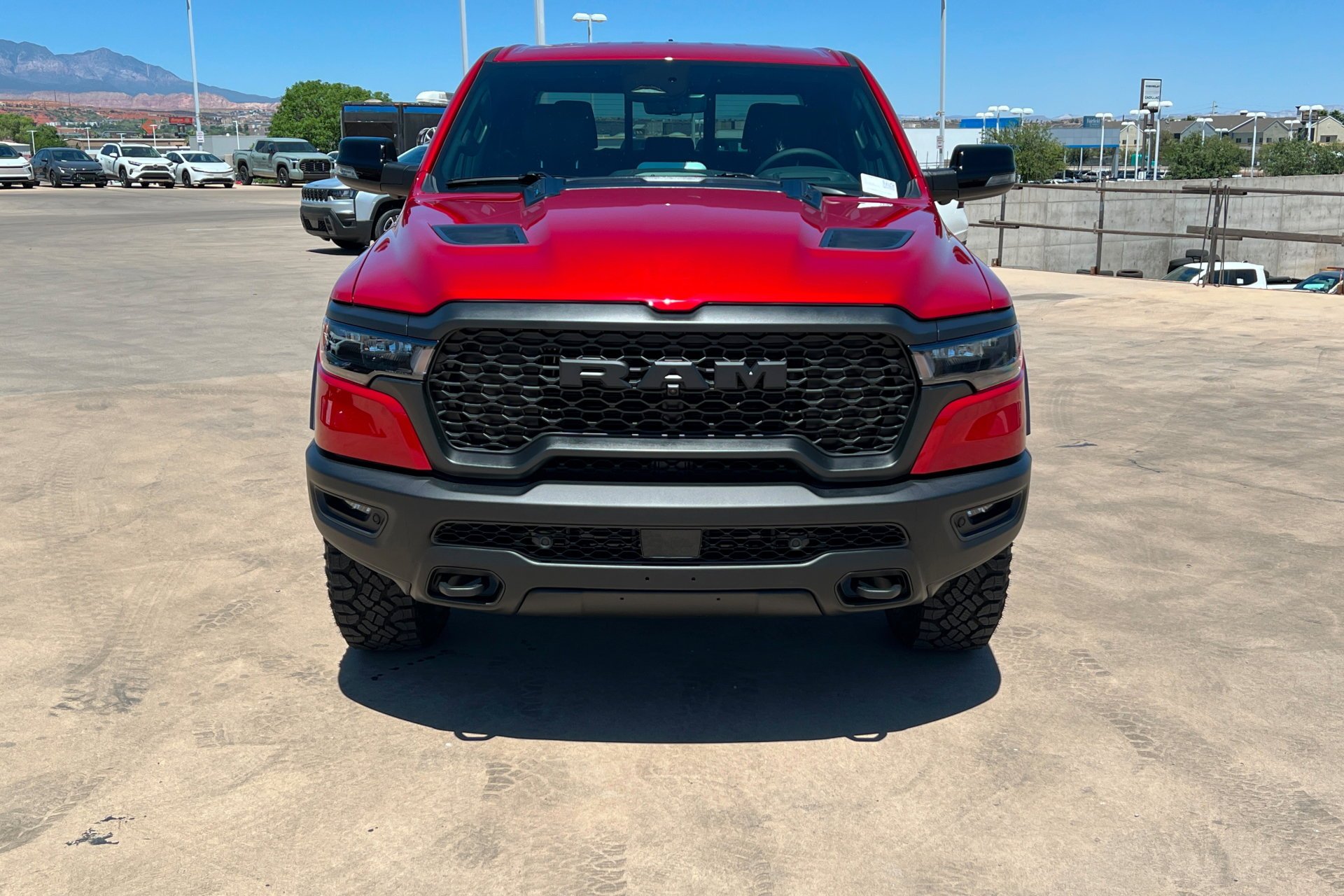 New 2026 Molten Red Pearl-Coat Exterior Paint RAM Rebel image 9