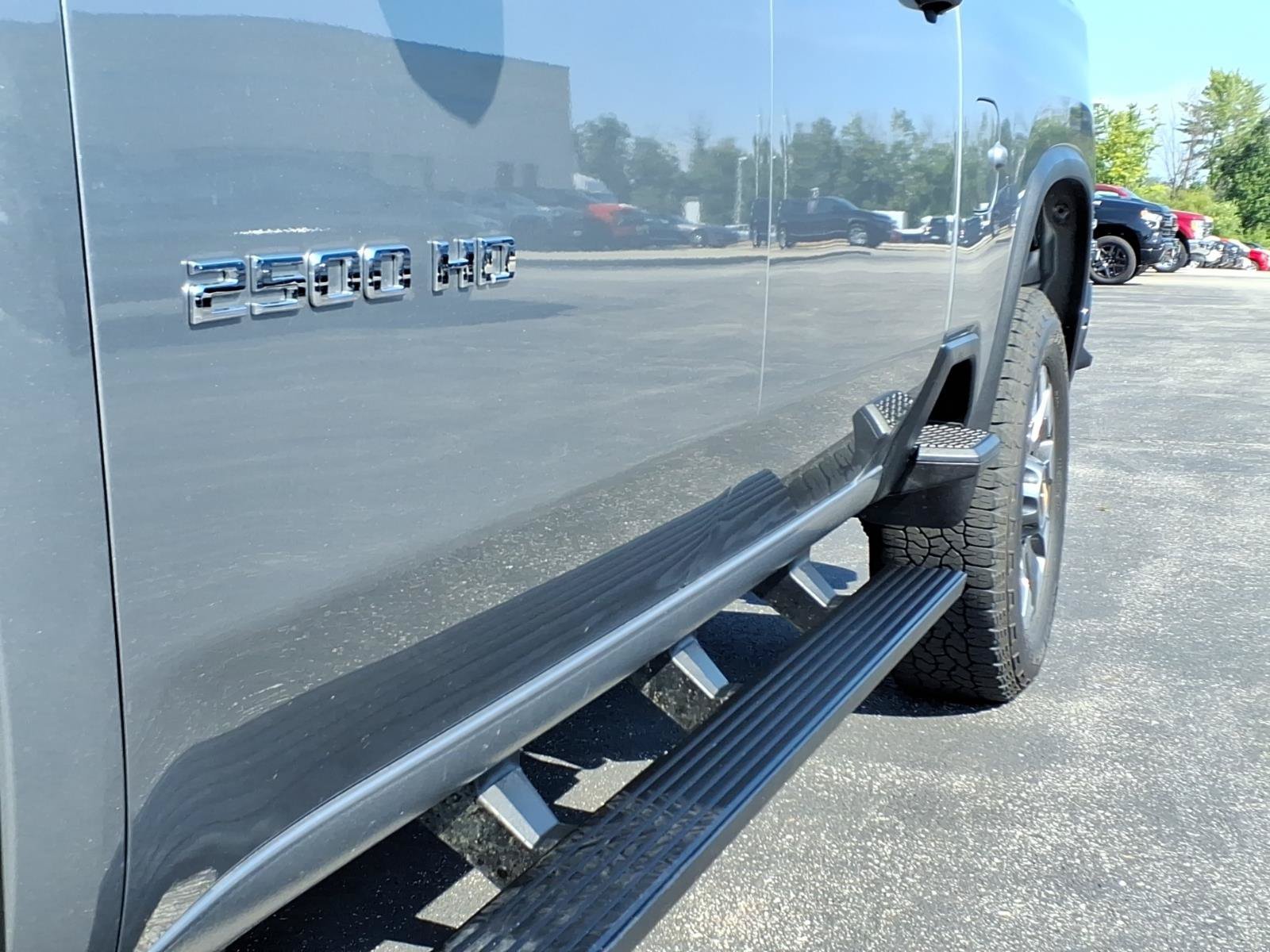 Used 2025 Sterling Gray Metallic Chevrolet Custom image 33