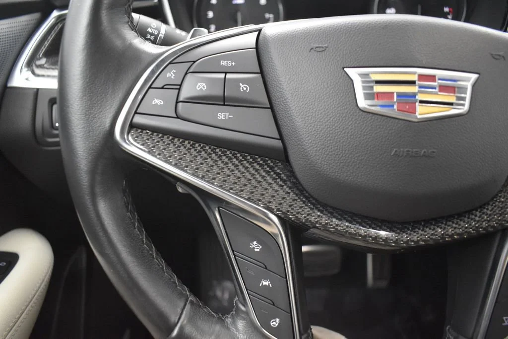 Certified Used 2023 Crystal White Tricoat Cadillac Sport image 15