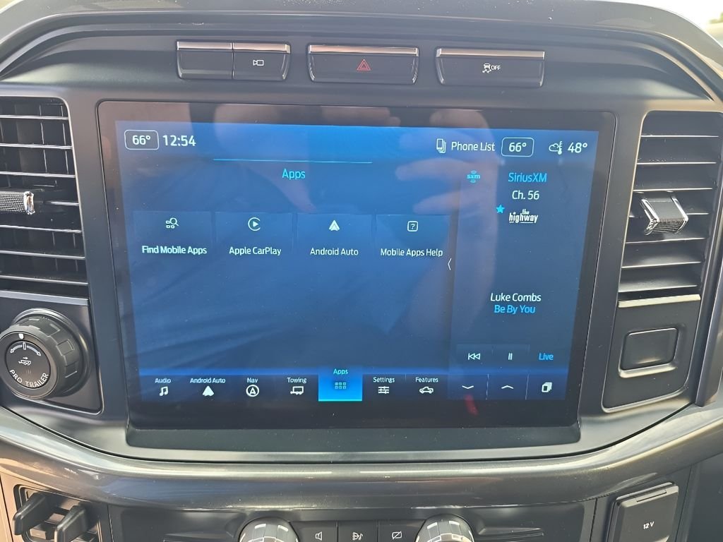 Used 2022 White Ford  image 21