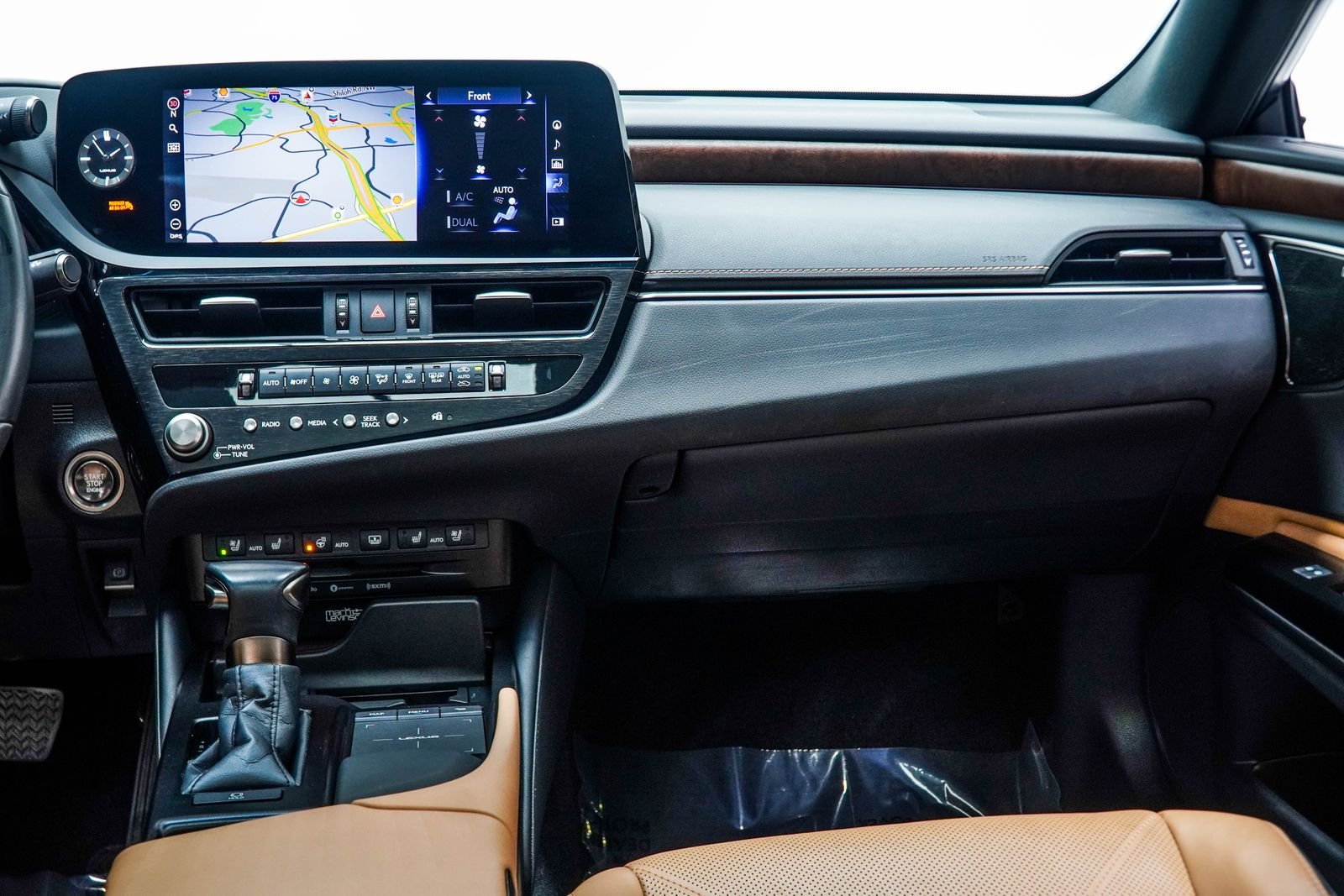 Used 2022 White Lexus 350 Ultra Luxury image 21