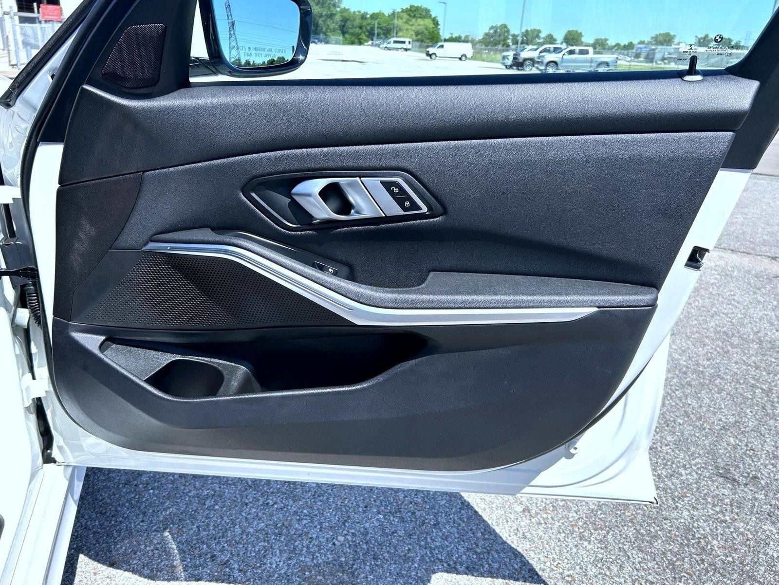 2021 BMW 3 Series 330i - Photo 16