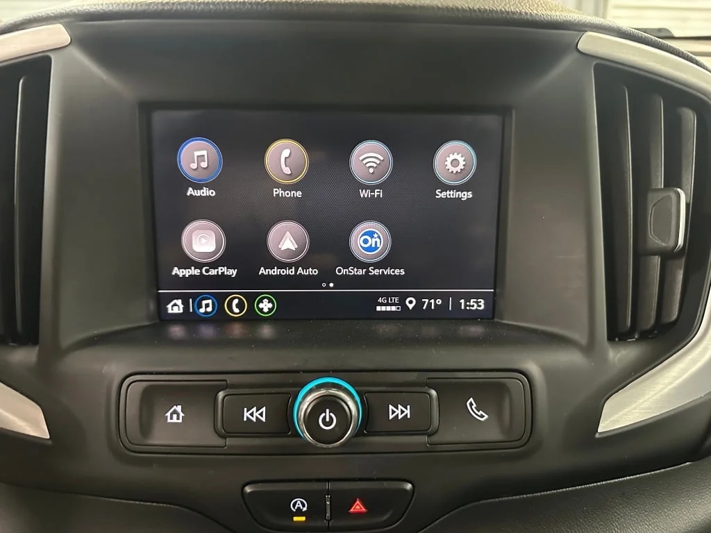 Used 2023 Marine Metallic GMC SLE image 11