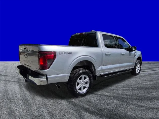 New 2026 Iconic Silver Metallic Ford XLT image 4