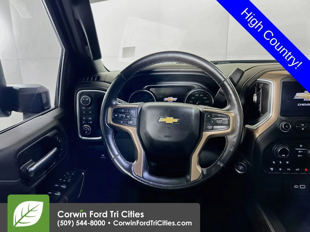 Used 2022 Black Chevrolet High Country image 28