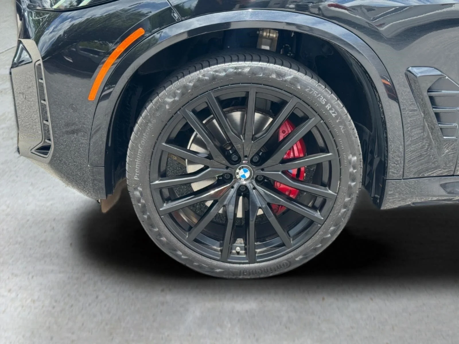 Used 2024 Black Sapphire Metallic BMW sDrive40i image 9