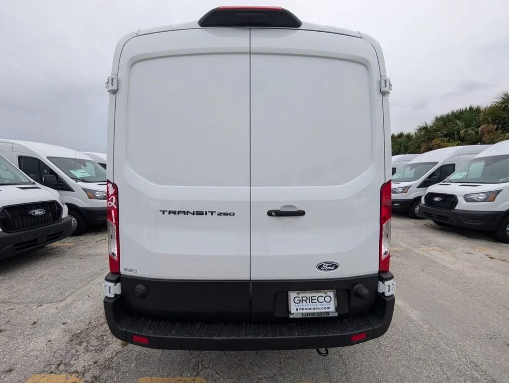 New 2026 White Ford Base image 5