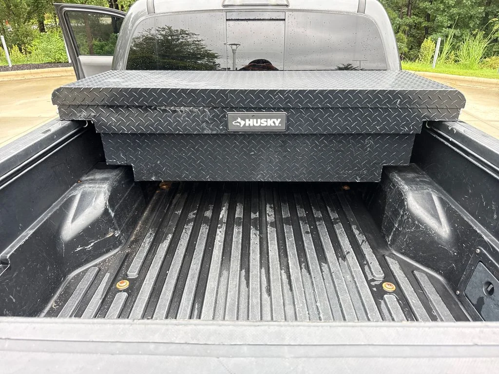 Used 2019 Magnetic Gray Metallic Toyota SR5 image 32