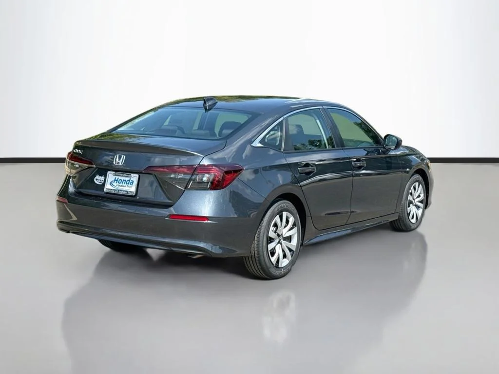 New 2026 Meteorite Gray Metallic Honda LX image 9