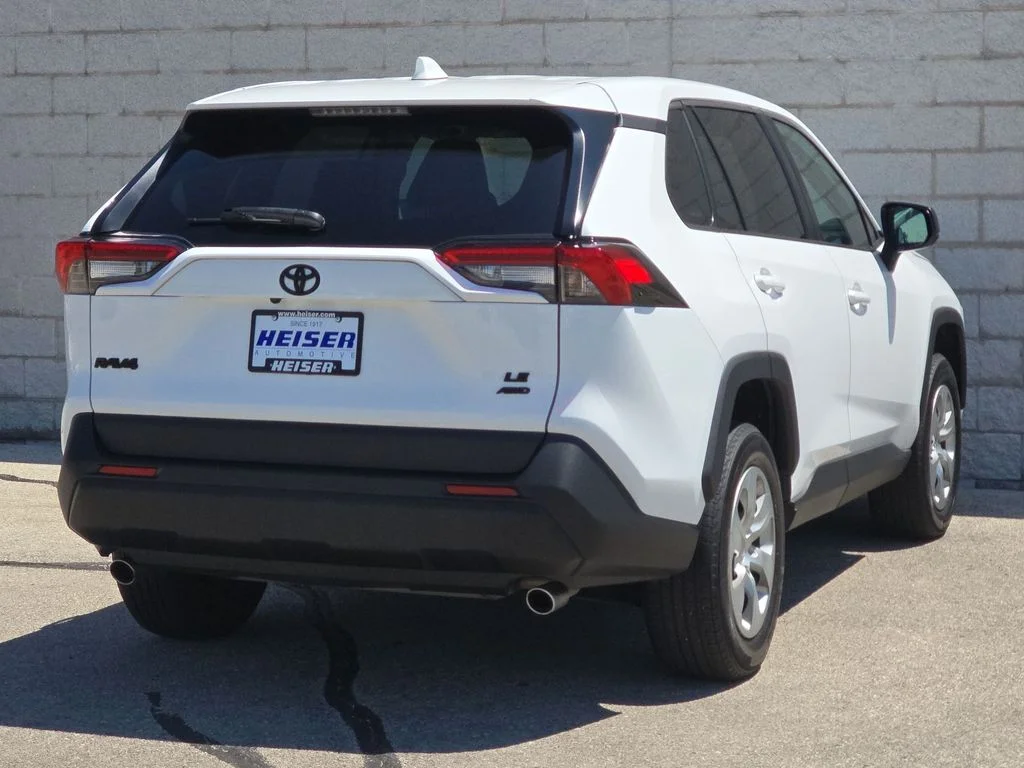 Used 2023 White Toyota LE image 13