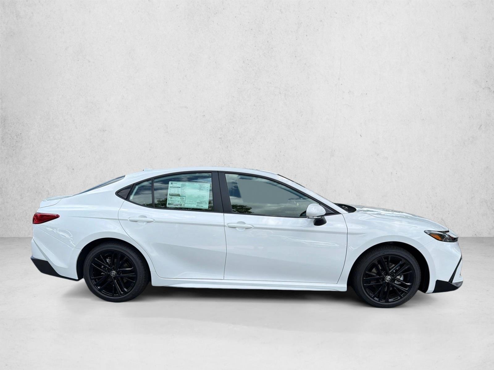 New 2026 Ice Cap Toyota SE image 2