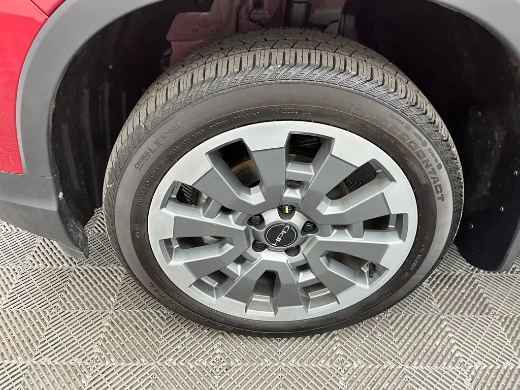 Used 2025 Red Honda EX-L image 17