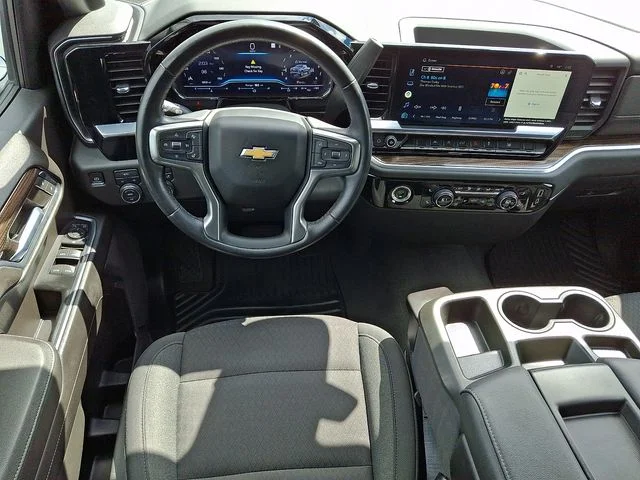 Used 2022 Gray Chevrolet LT image 12