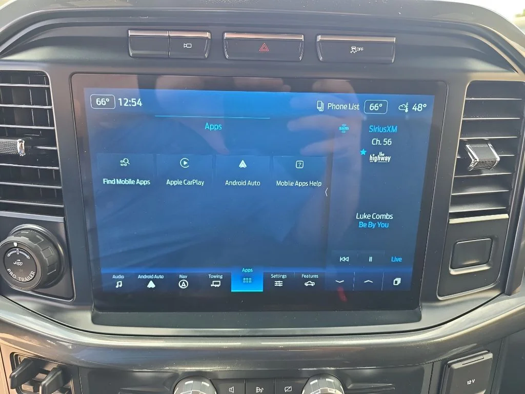 Used 2022 White Ford  image 21