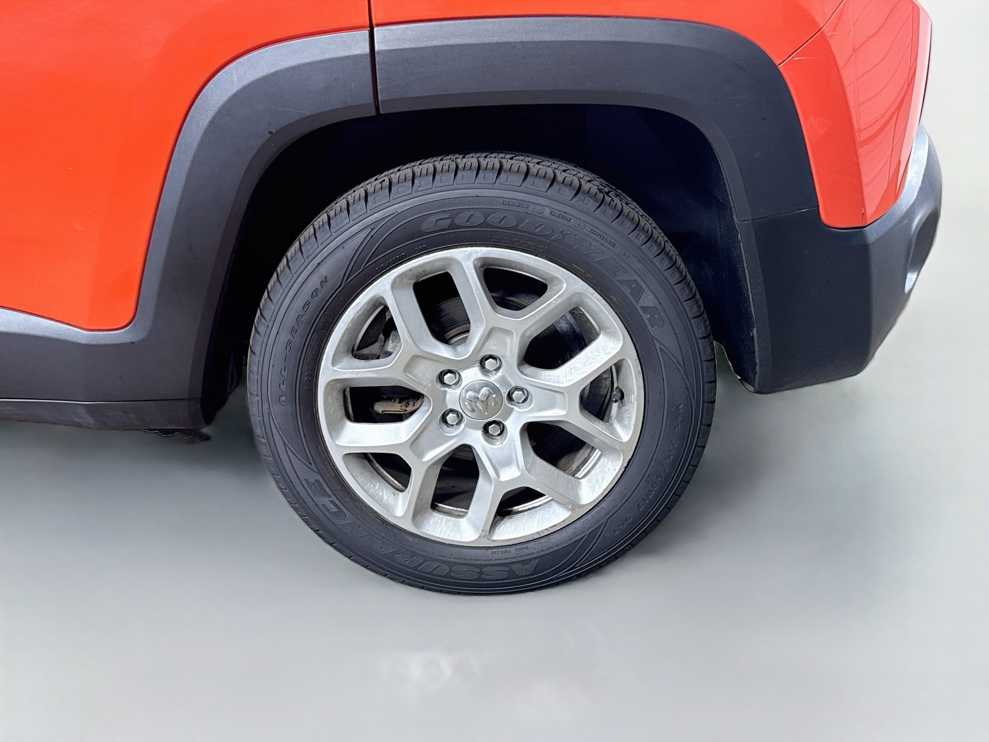 Used 2017 Omaha Orange Jeep Latitude image 28