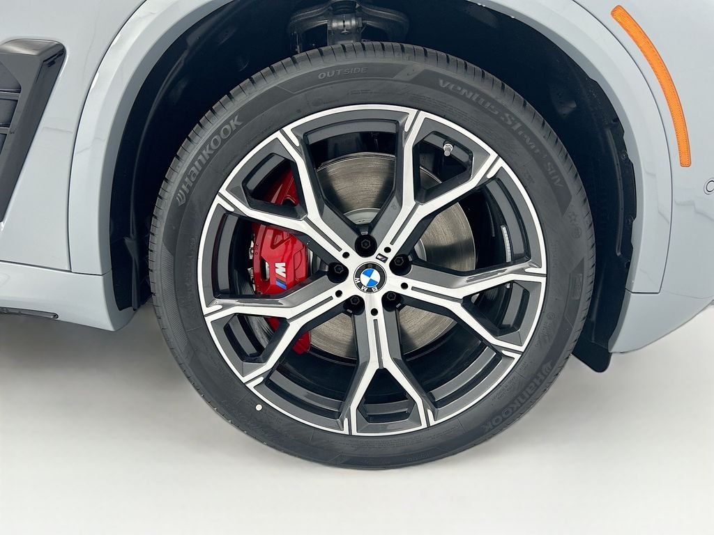 New 2026 Gray Metallic BMW xDrive50e image 31