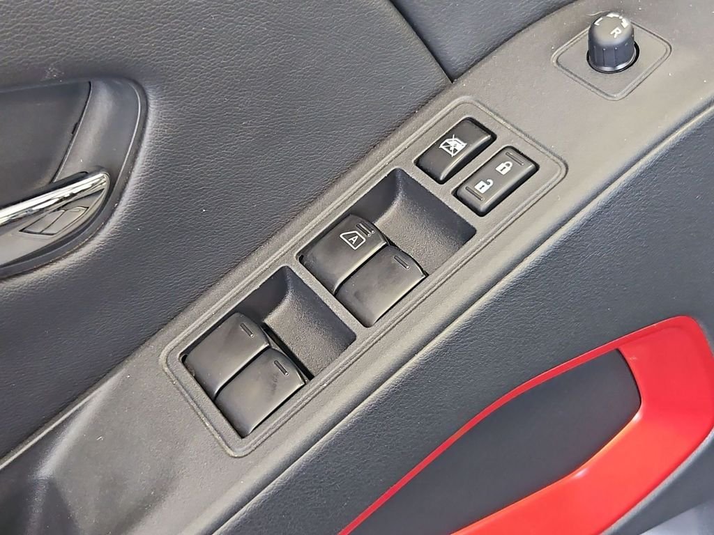 2025 Nissan Frontier PRO-4X - Photo 11