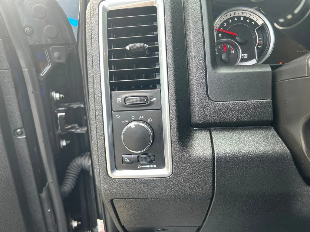 Used 2023 Black Ram SLT image 25