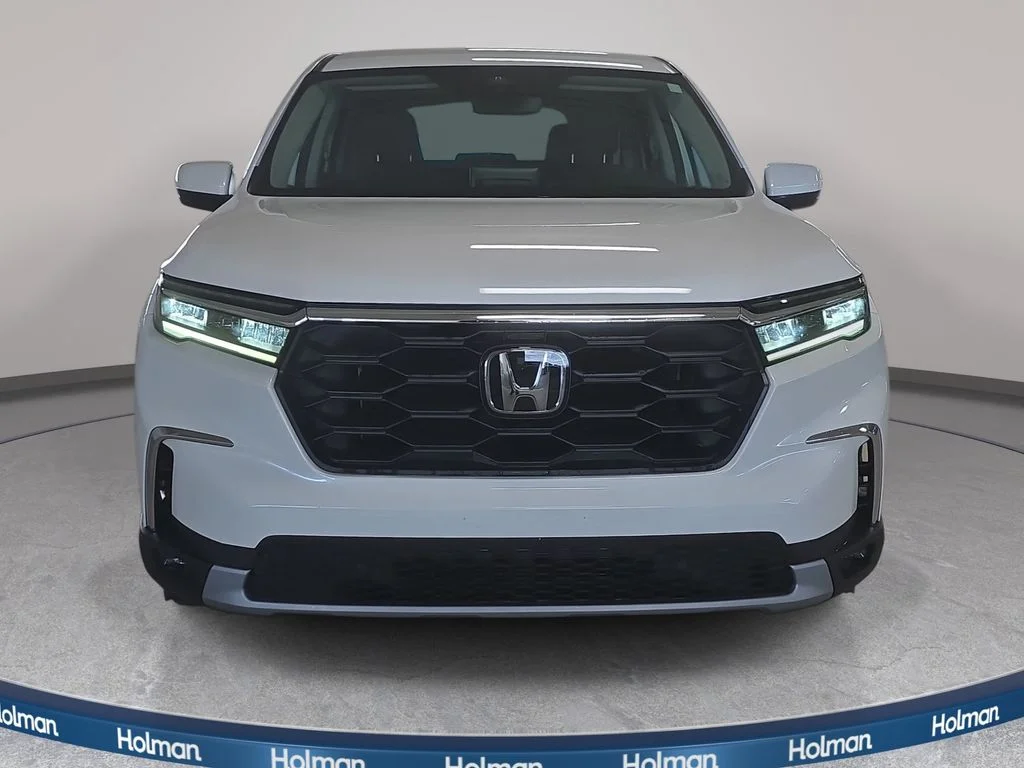 Used 2025 White Honda EX-L image 3