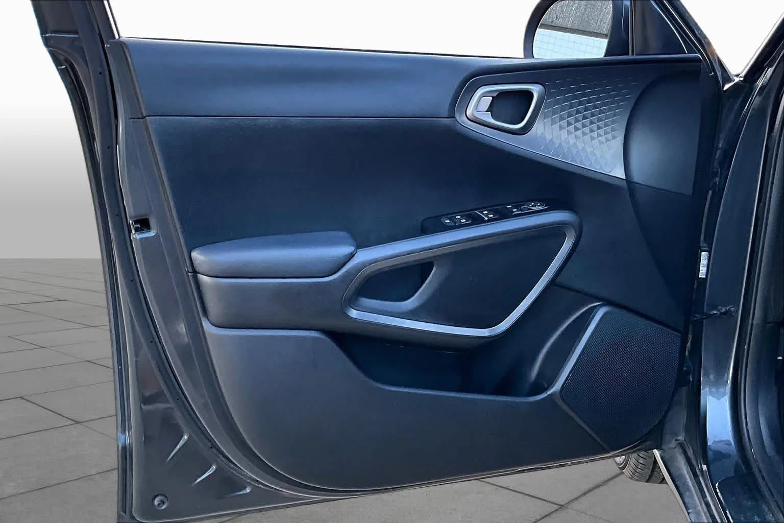 Used 2021 Gravity Gray Kia S image 22