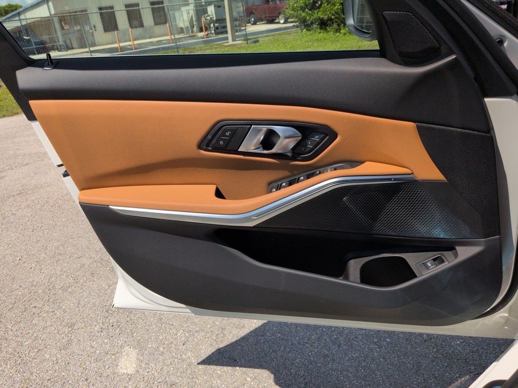 New 2026 Alpine White BMW 330i xDrive image 30