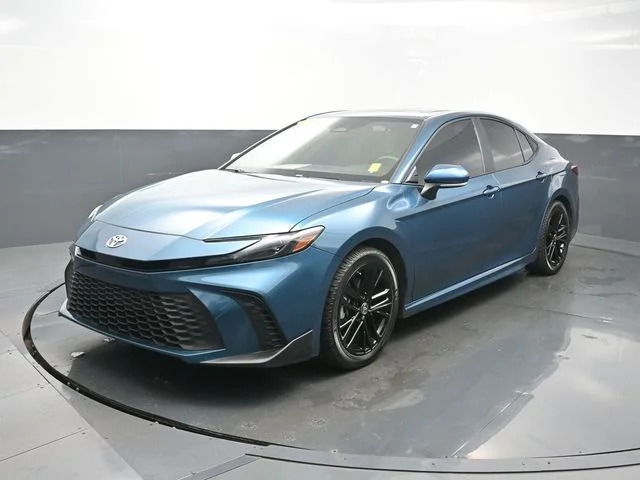 Used 2025 Silver Toyota SE image 3