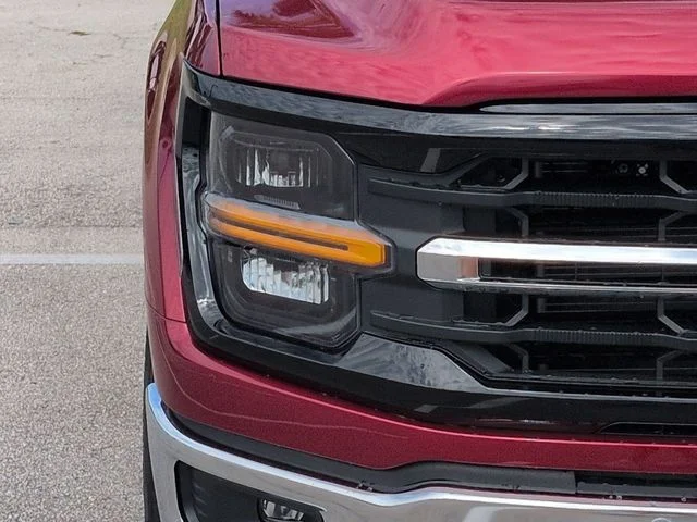 New 2026 Ruby Red Metallic Tinted Clearcoat Ford XLT image 10