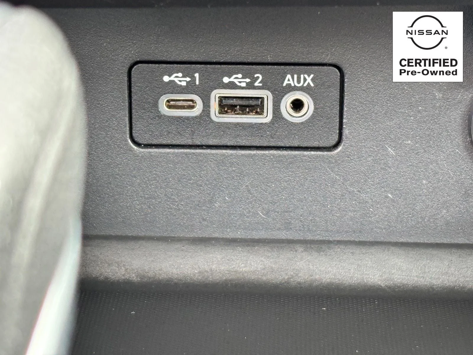 Used 2025 Gun Metallic Nissan 2.5 SV image 22
