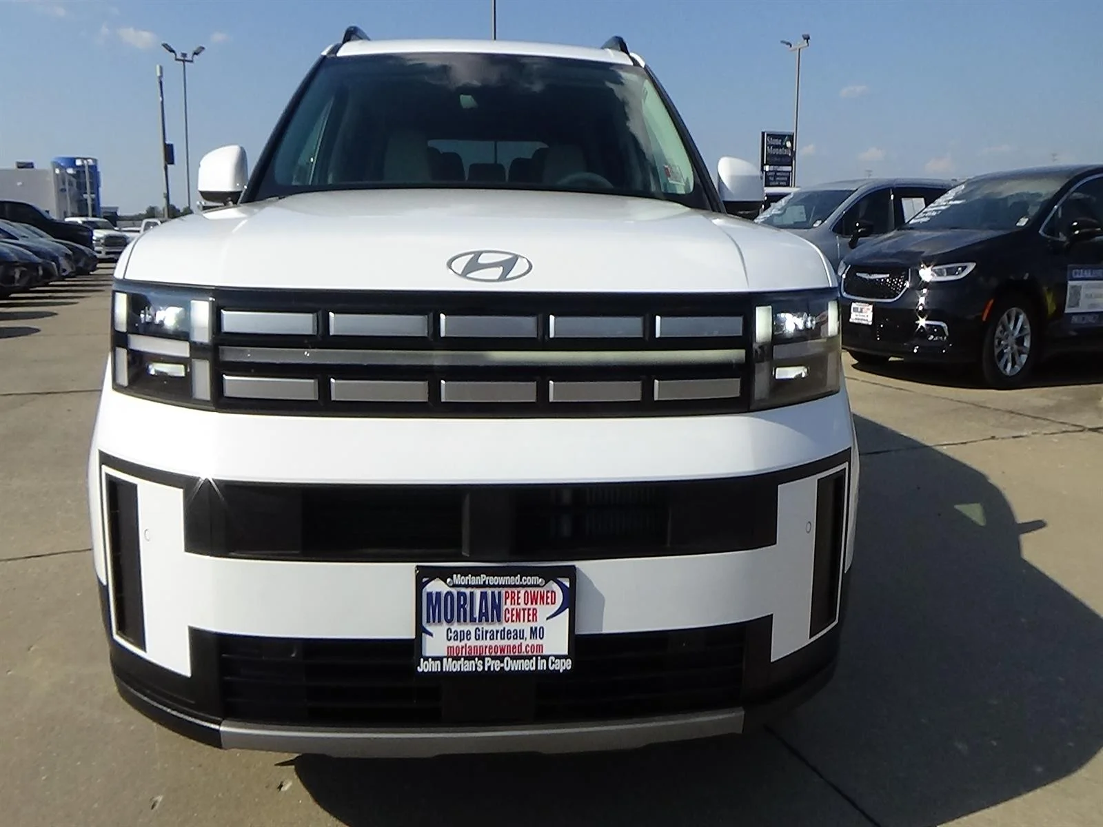 Used 2025 Serenity White Pearl (w6h) Hyundai SEL image 3