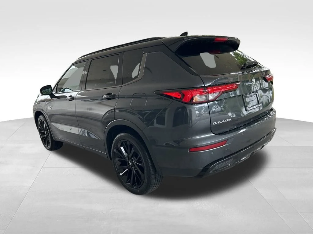 2025 Mitsubishi Outlander Plug-in Hybrid SEL Black Edition - Photo 4
