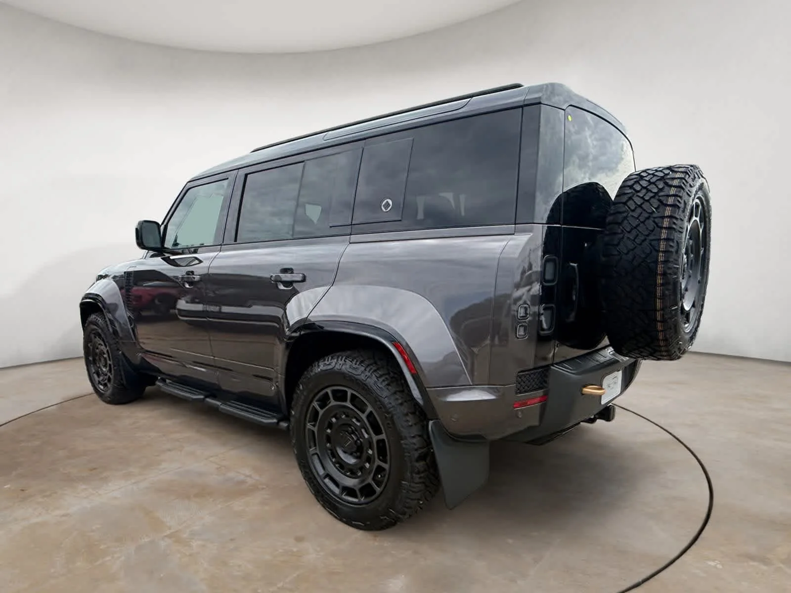 New 2026 Charente Grey Land Rover  image 3
