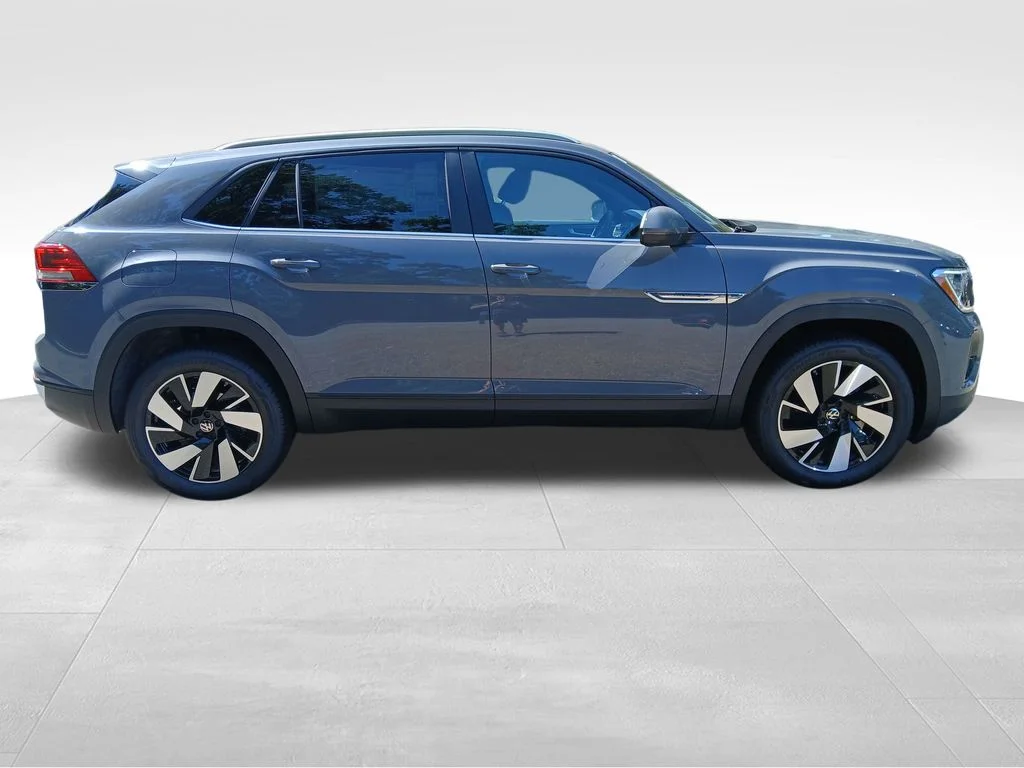 2026 Volkswagen Atlas Cross Sport SE w/Tech - Photo 6