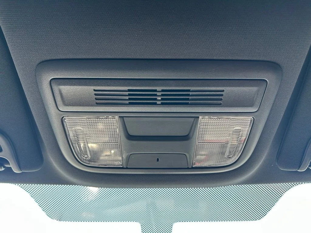 Used 2019  Honda Touring image 21