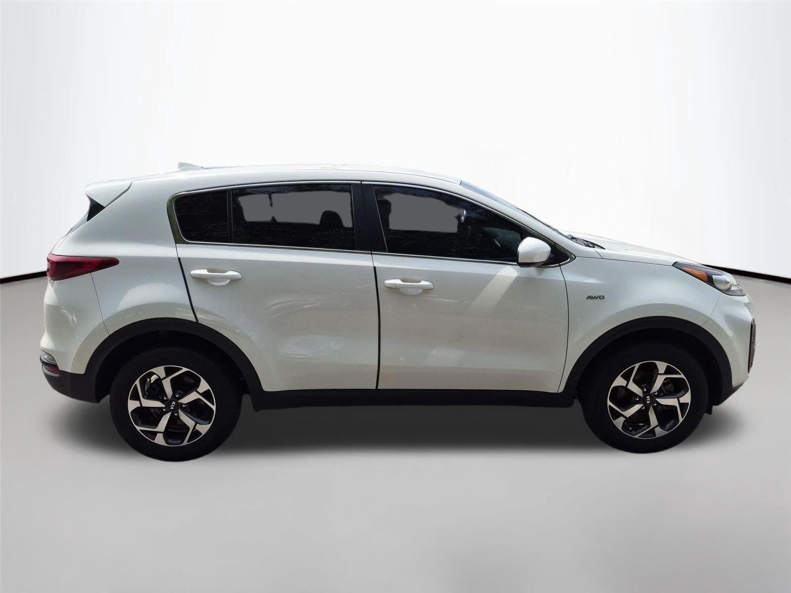 Used 2020 Clear White Kia LX image 6
