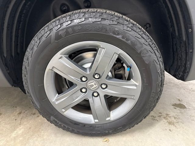 Certified Used 2023 Lunar Silver Metallic Honda RTL image 13